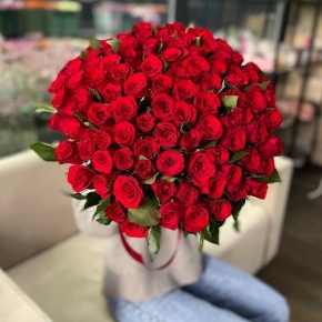 Букет "Классический" из 101 красной розы Кения (60 см) в Жуковском