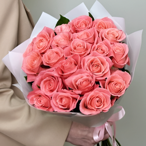 Букет из 21 коралловой розы (60 см) в Жуковском