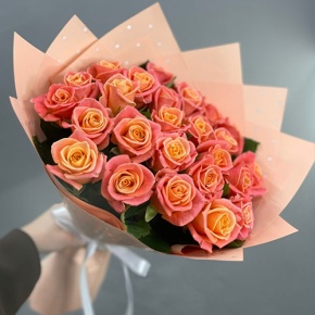 Букет из 25 роз Мисс Пигги (50 см) в Жуковском