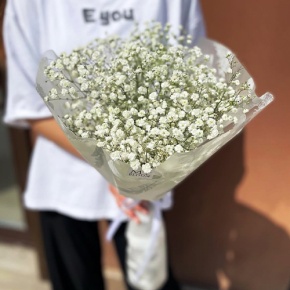 Букет из 5 белых гипсофил в Жуковском