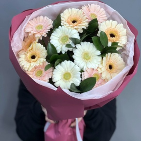 Букет из 13 белых гербер микс в Жуковском