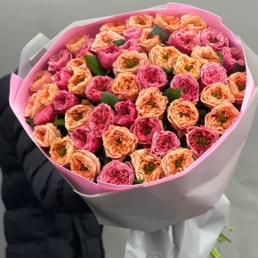 Букет "Лав ю" из 51 пионовидной розы Риджентс парк (60 см) в Жуковском