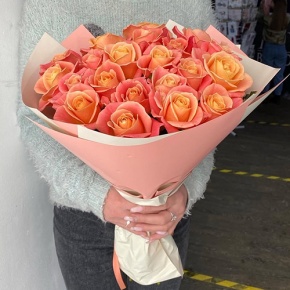 Букет из 21 розы Мисс Пигги ( 50 см ) в Жуковском