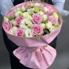 Букет "Нежное признание" из роз и эустом в Жуковском