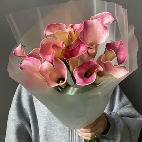 Букет из 13 нежных калл в Жуковском