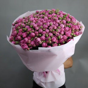 Букет из 39 пионовидных кустовых роз Мисти Баблз (70 см) в Жуковском