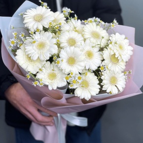 Нежный букет из гербер и ромашек в Жуковском