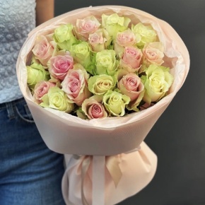 Букет из 21 нежной розы (40 см) в Жуковском