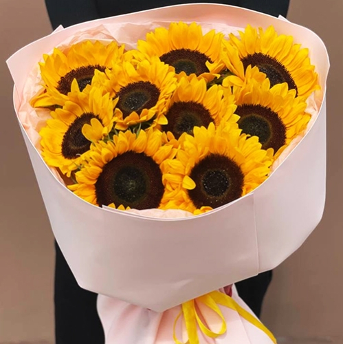 Букет "Солнечный рассвет" из 9 подсолнухов в Жуковском