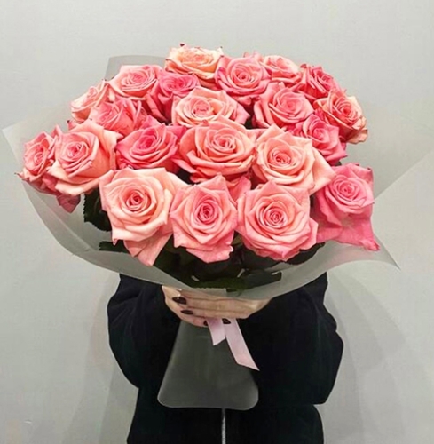 Букет из 21 розовой розы (50 см) в Жуковском