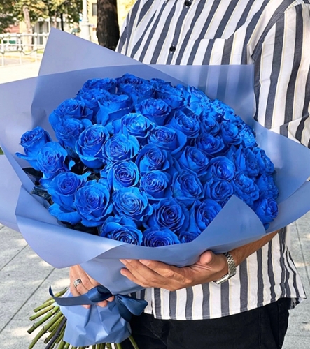 Букет из 51 синей розы Эквадор (60 см) в Жуковском